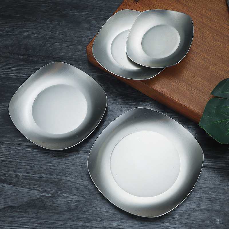 304 stainless steel Korean-style golden plates, sauce plates, bone plates, flavor plates, square barbecue plates, commercial barbecue restaurant tableware details Picture