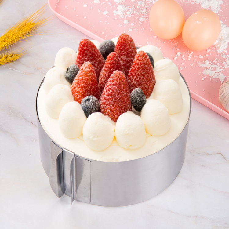 430 stainless steel cake mold, adjustable mousse ring telescopic and movable, 6-12 inch double-scale kitchen cake mold Application Scenario