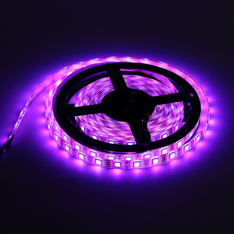 ويستخدم حزام مصابيح الدايود المبتعث للضوء (5050RGB) مع إحساس بمناخ الأعياد باستخدام حزام مضاد للماء في الأماكن المغلقة Specification image