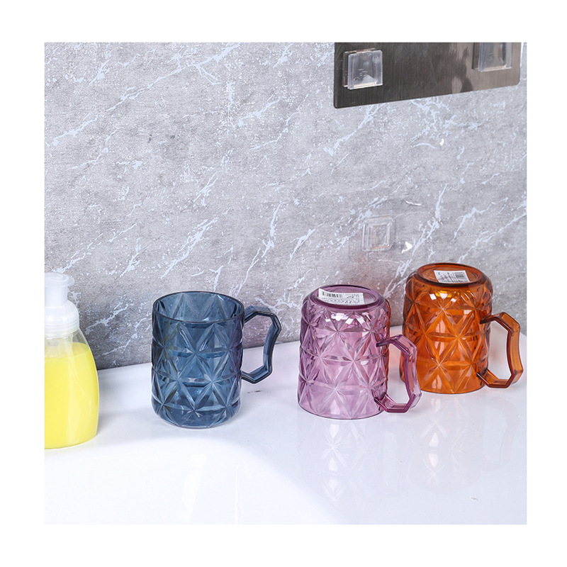 5068 factory direct supply new plastic cups, creative crystal cups, transparent mouthwash cups, couple's small and portable water cups Application Scenario