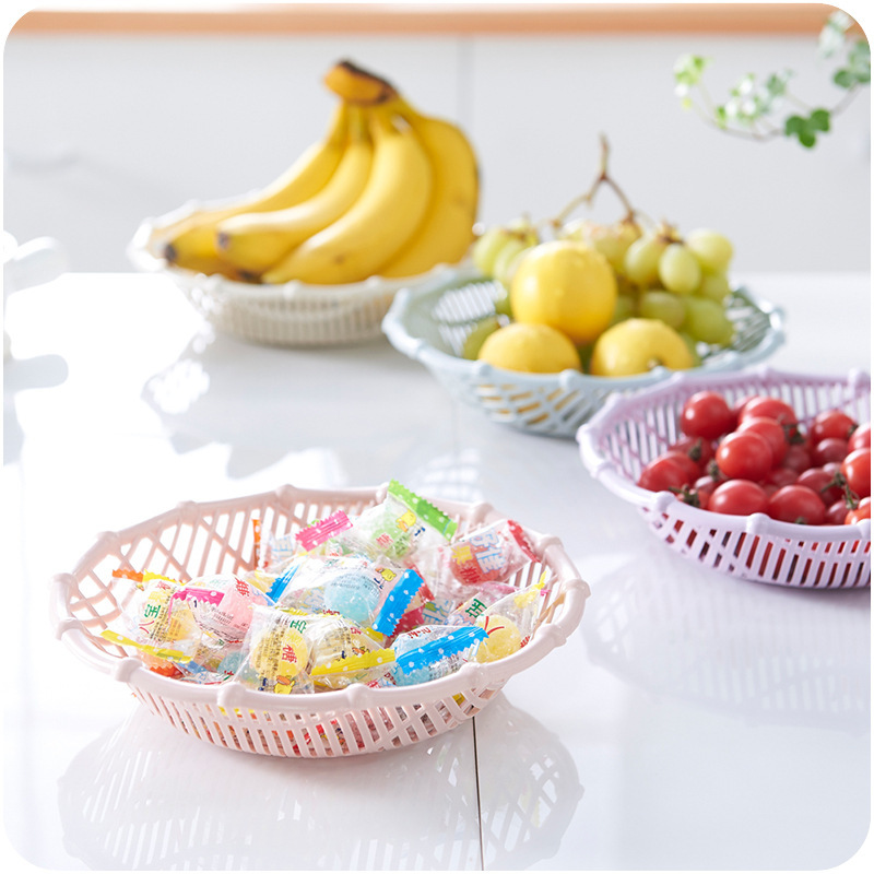 Creative hollowed-out fruit basket, living room plastic snack plate, kitchen simple vegetable square draining basket details Picture