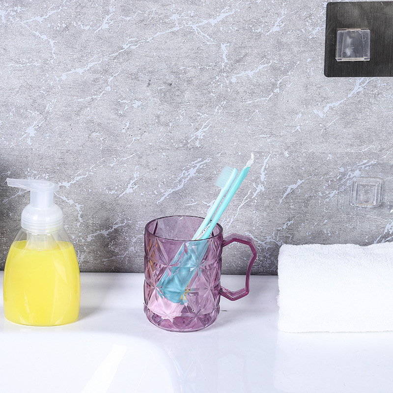 5068 factory direct supply new plastic cups, creative crystal cups, transparent mouthwash cups, couple's small and portable water cups Specification image