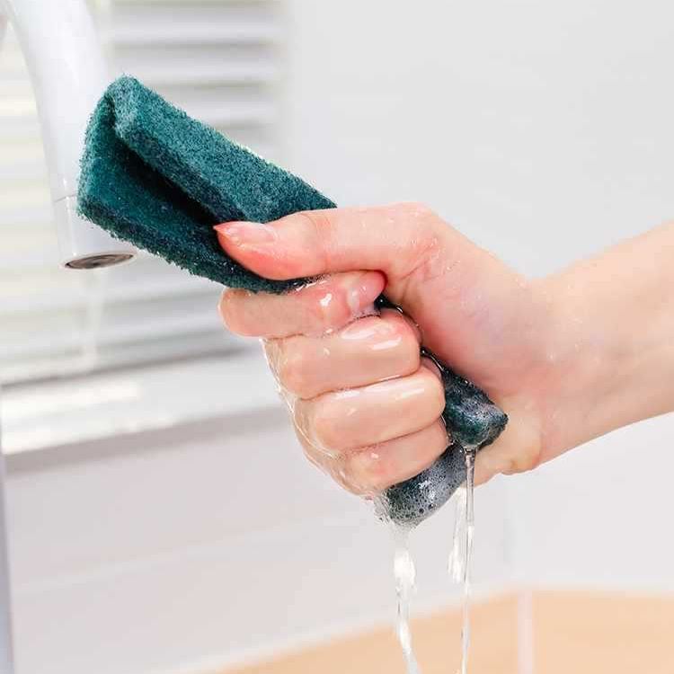 Factory wholesale of dark green square scouring pads, dishwashing scrubs, cleaning cloths, dishwashing cloths and daily cleaning products Specification image