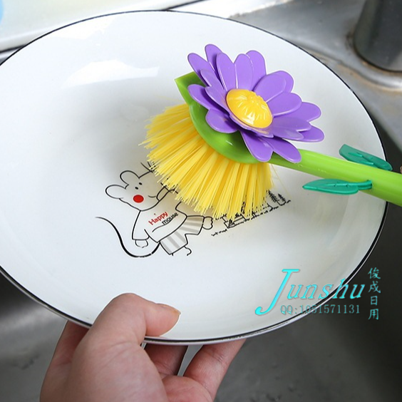 Kitchen pot brush that doesn't stick to oil, long-handled pot brush, a creative cleaning brush for washing POTS and dishes details Picture