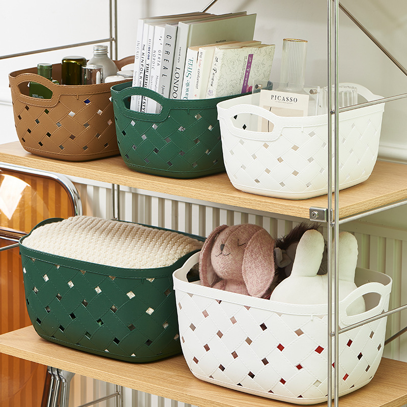 Wholesale of simple hand-held storage baskets, plastic PP home desktop storage baskets, bathroom and kitchen organizing and storage small baskets details Picture