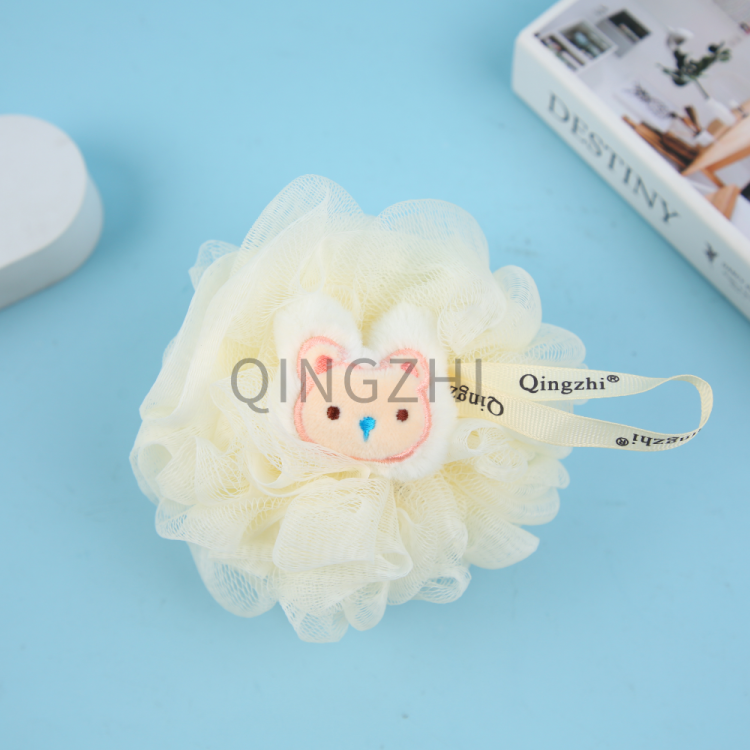【 Qingzhi 】 Rabbit Fur Bear Cartoon Bath Balls and bath flowers Factory direct sales, large quantities of foaming bath products for cleaning the skin, children's bath balls Application Scenario