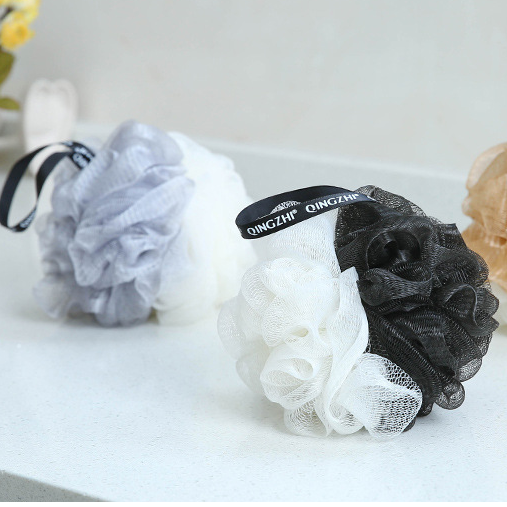 【 Qingzhi 】 Japanese-style soft gold and black color-matched bath balls, bath flowers, excellent bath balls, bath flowers, bath balls, bath products
