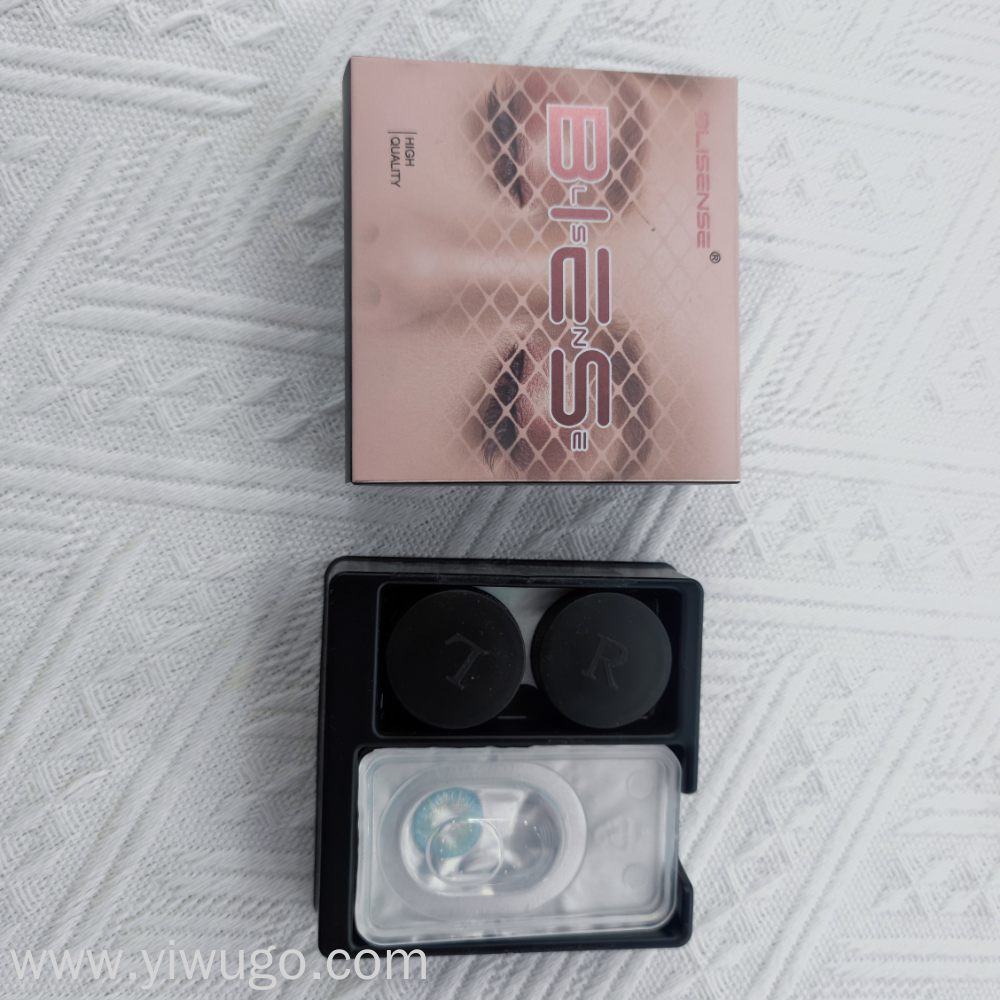 隐形眼镜盒实物图