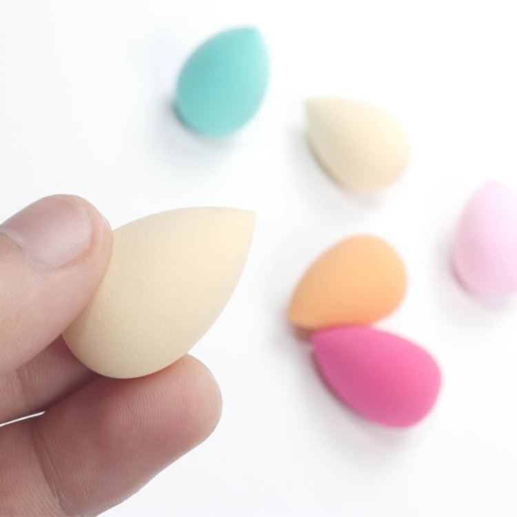 Wholesale mini beauty egg drop-shaped convenient makeup auxiliary tool, dry and wet dual-purpose sponge powder puff