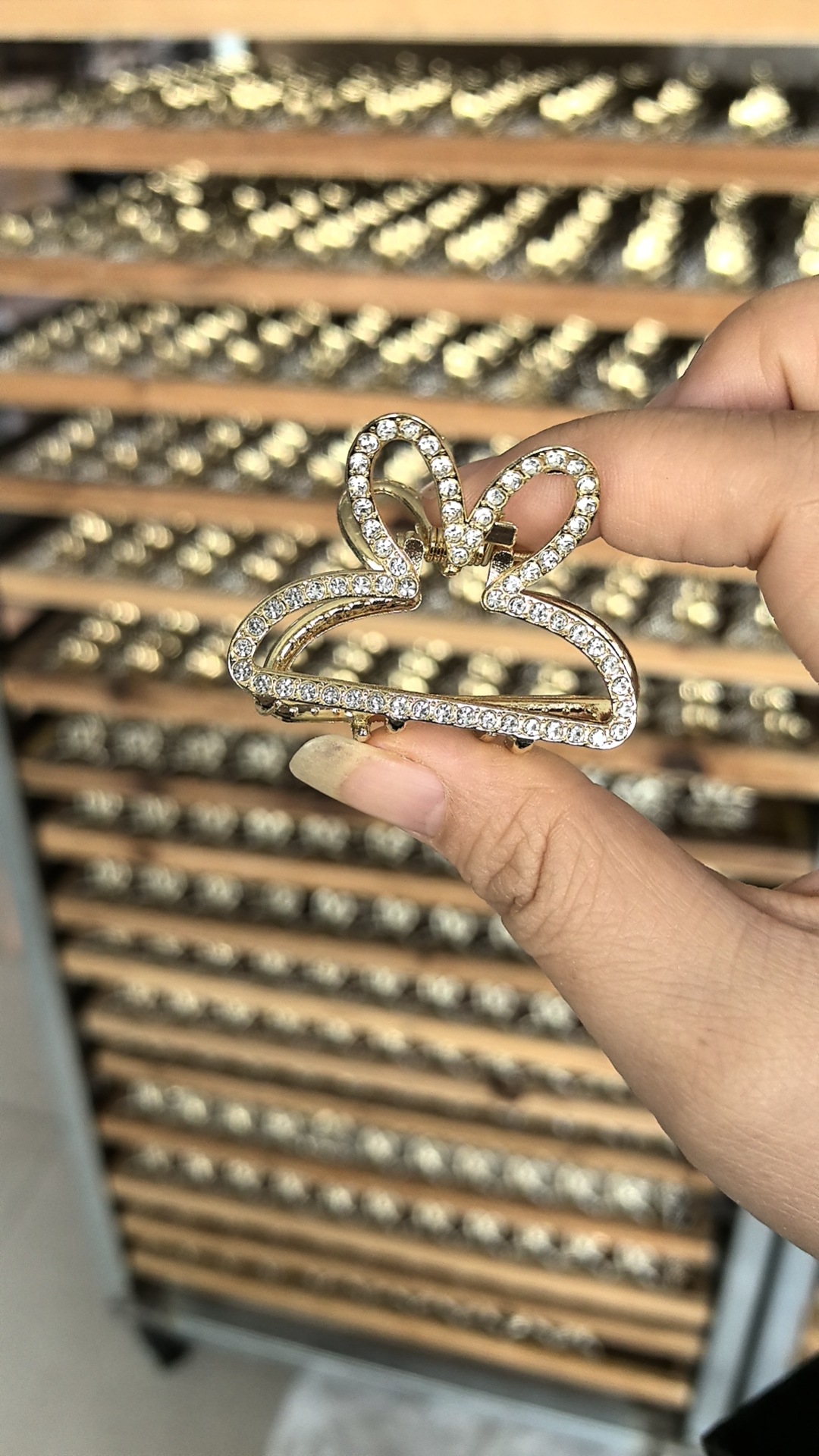 韩国ins风爱心兔耳朵小号珍珠镶钻高马尾抓夹鲨鱼夹详情14