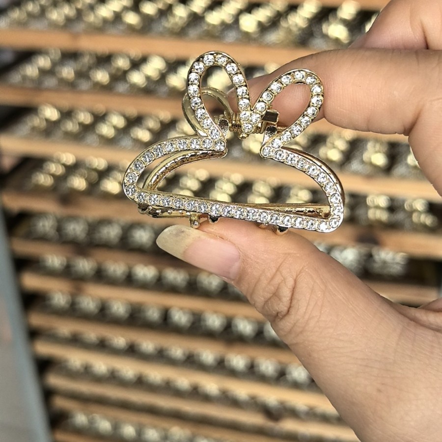 韩国ins风爱心兔耳朵小号珍珠镶钻高马尾抓夹鲨鱼夹