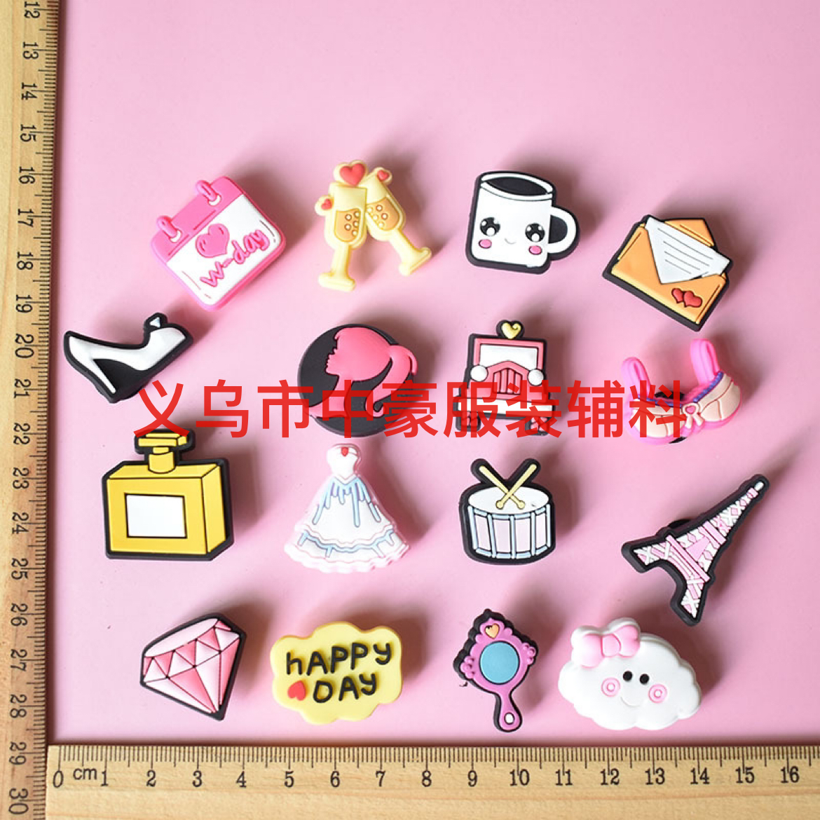洞洞鞋装饰品PVC可拆卸鞋花鞋扣可爱卡通女孩花园鞋鞋上配饰批发细节图