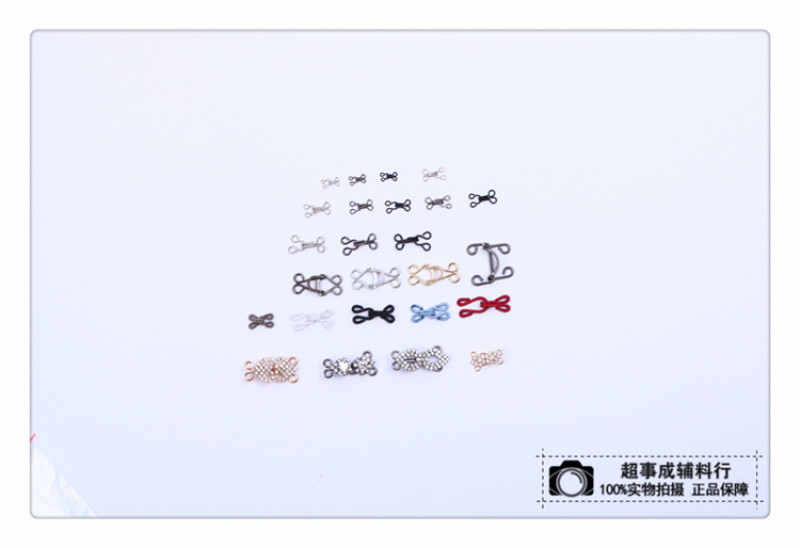Chaoshicheng offers spring collar hooks, windbreaker buttons, style buttons, double buttons, bra collar hooks, double hooks and fishthread hooks in stock pic 3
