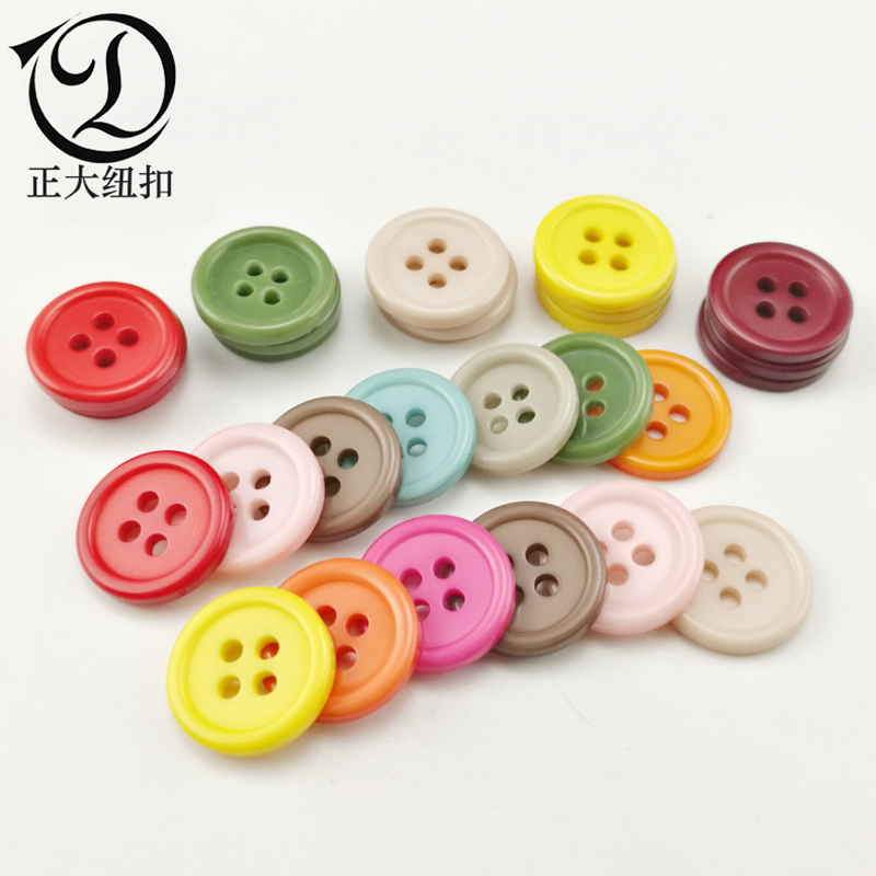 树脂纽扣彩色圆形纽扣细边四眼扣子儿童纽扣外套树脂纽扣产品图
