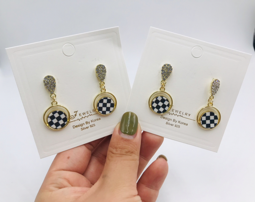 s925银针时尚耳钉耳环小香风毛球吊坠耳针韩版气质耳钉耳饰饰品详情5