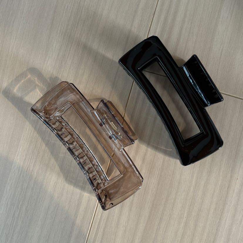 High-end and elegant hairpin at the back of the head, wavy hair clip, a new type of shark clip headwear and hair accessory that is popular among Internet celebrities pic 12