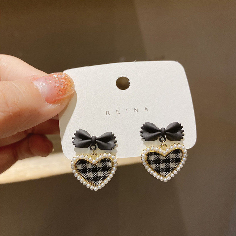 银针新款潮新品设计感珍珠耳坠耳饰韩国格子爱心蝴蝶结耳环女