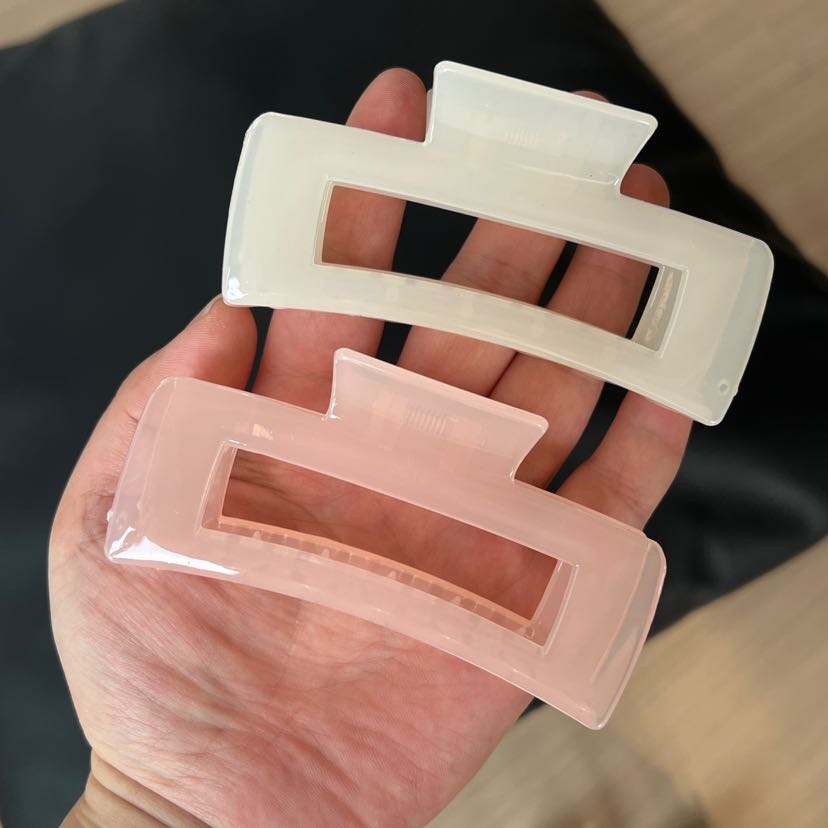 High-end and elegant hairpin at the back of the head, wavy hair clip, a new type of shark clip headwear and hair accessory that is popular among Internet celebrities pic 7