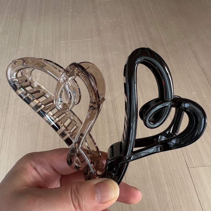 High-end and elegant hairpin at the back of the head, wavy hair clip, a new type of shark clip headwear and hair accessory that is popular among Internet celebrities pic 11