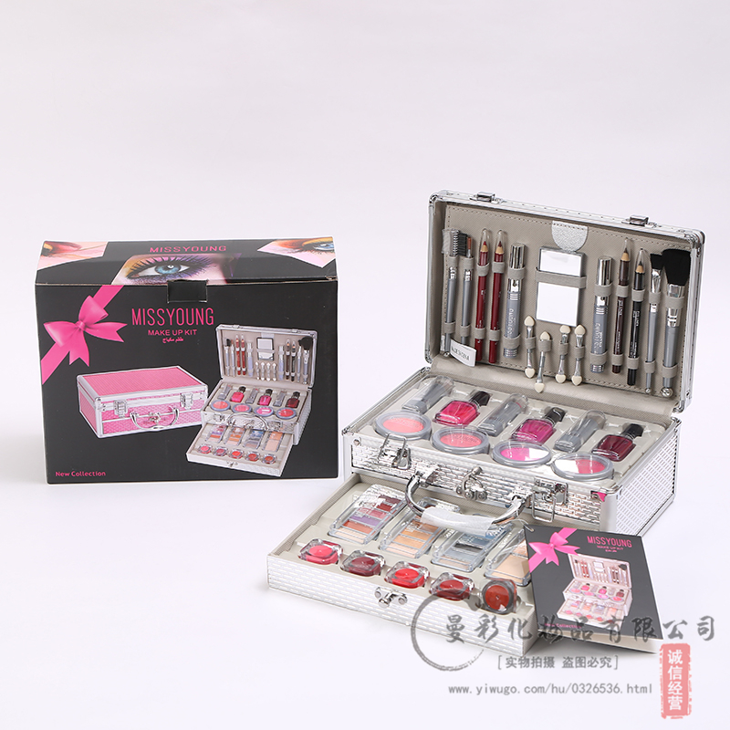 彩妆套装组合女初学新手化妆师淡美妆眼影腮红指甲油口红化妆盒