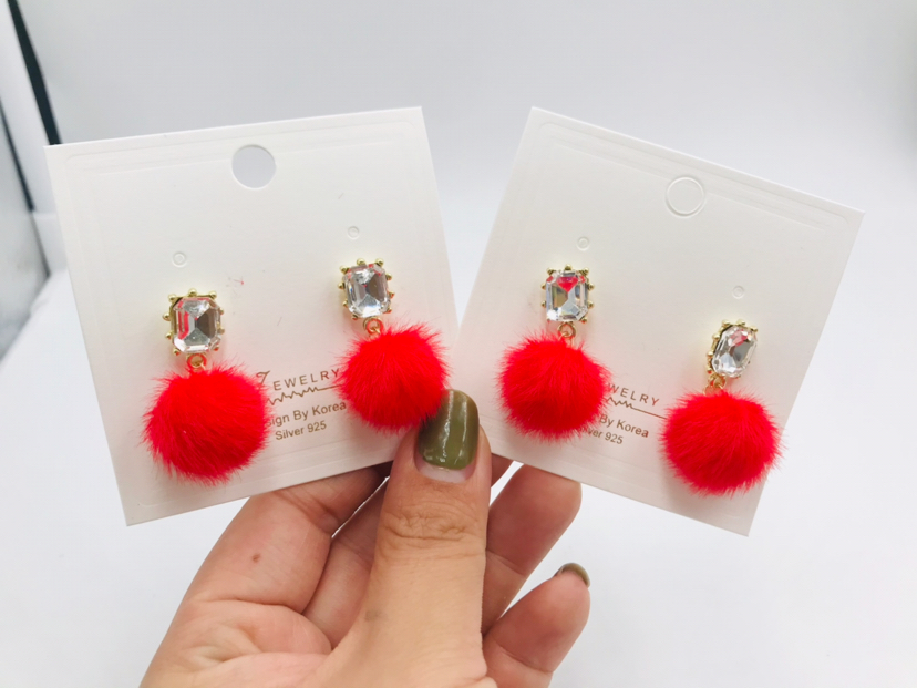 s925银针时尚耳钉耳环小香风毛球吊坠耳针韩版气质耳钉耳饰饰品详情4