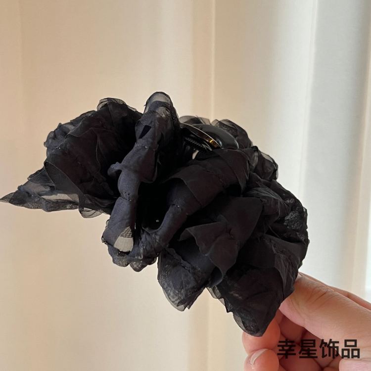 Cloud Bubble clip, large butterfly hair clip, new style hair clip, high-end look, back head updo, shark clip hair accessory Specification image