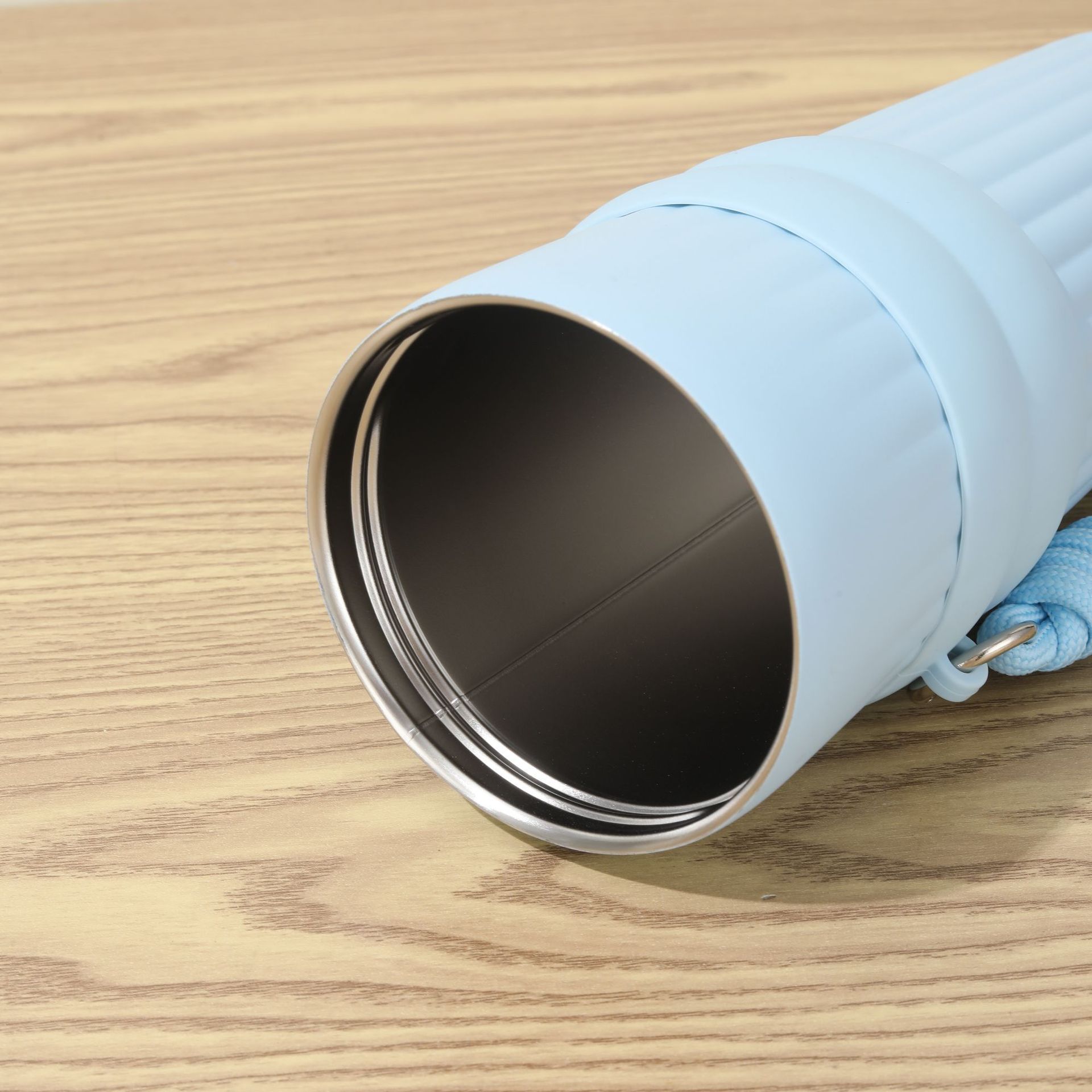 跨境条纹极光杯316不锈钢保温杯双层真空户外运动吸管水杯带皮套详情3