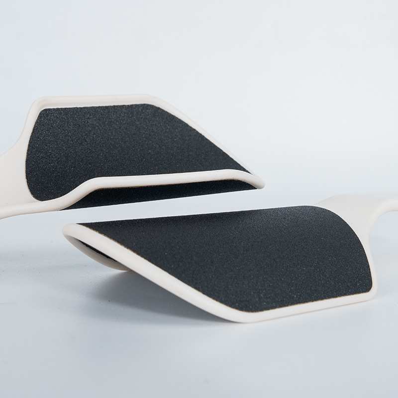 The new U-shaped stainless steel foot file from the factory is suitable for removing dead skin and keratin, foot scrubs, and calluses. It is a household foot file