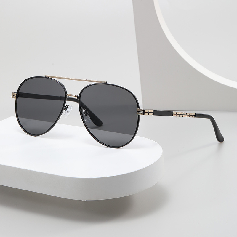 双色电镀偏光太阳镜批发 男女开车墨镜 户外旅游蛤蟆镜太阳眼镜