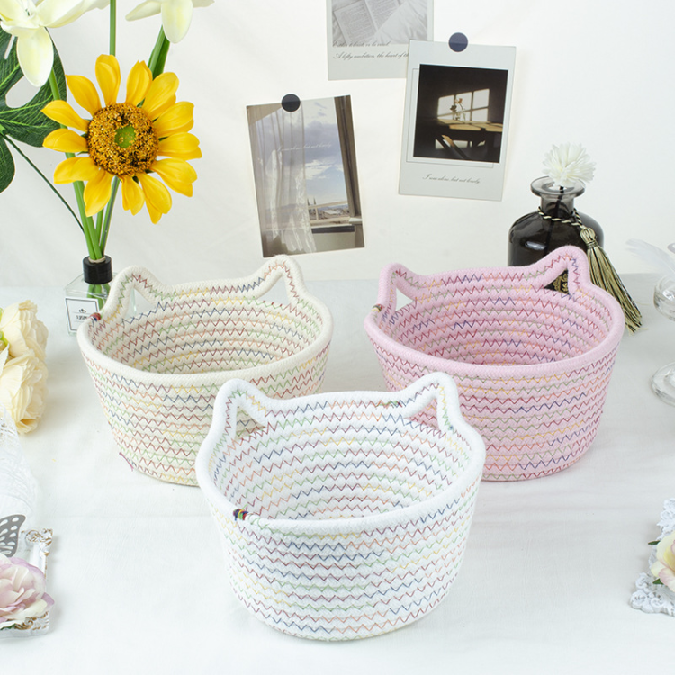 Cat ears desktop storage basket, hand-woven cartoon storage basket, living room key, cotton rope storage basket, storage basket Application Scenario