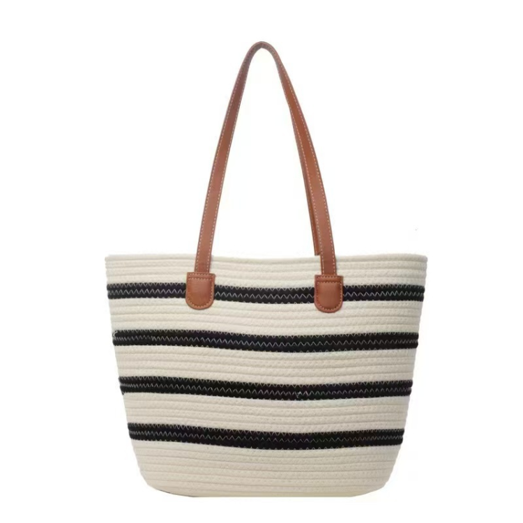 Cotton thread bag for women's summer ins style 2025 new model, large capacity single-shoulder bag for beach, seaside and outdoor vacation Application Scenario