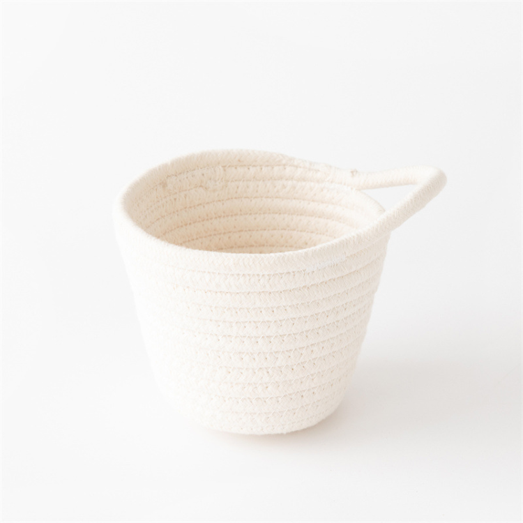 Behind the cotton rope storage basket door, you can hang sundries, key storage baskets, desktop stationery storage, and bathroom cosmetics storage baskets Specification image