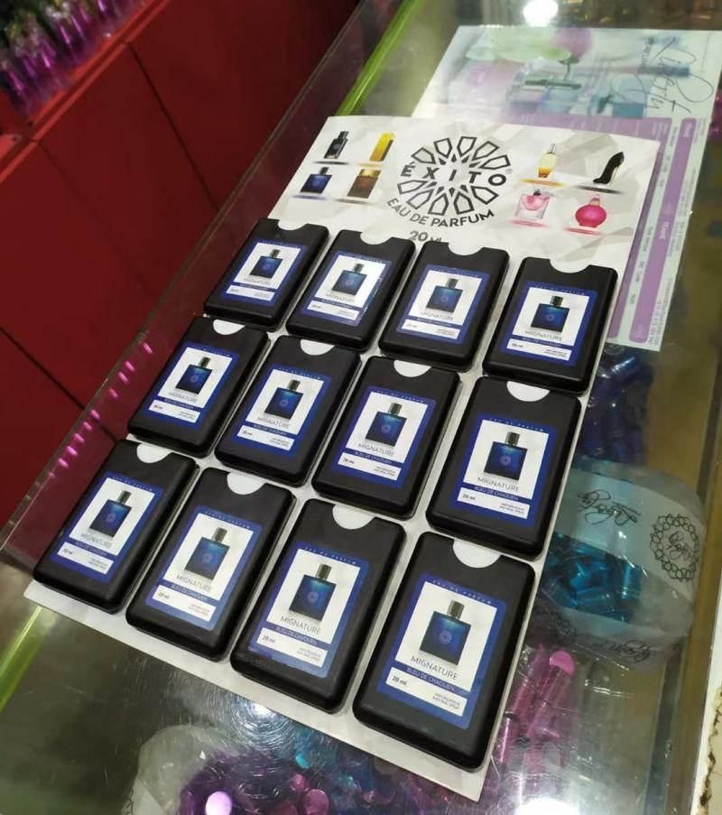 卡片瓶 香水瓶 方便携带 随身携带方便  香水瓶详情2