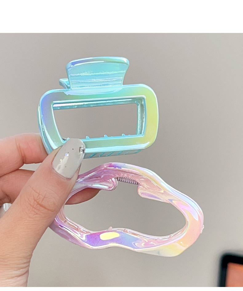 春夏渐变色方形抓夹镂空云朵半扎发夹鲨鱼夹发饰新品详情10