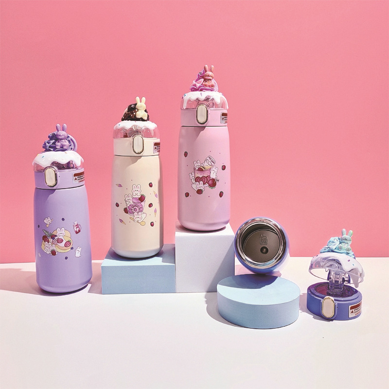 厂家直销跨境316不锈钢保温杯 吸管提手盖卡通图案兔子草莓大肚杯详情8
