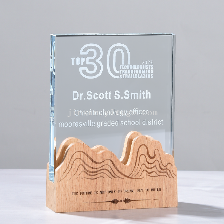 The new wholesale price of the original wood-colored trophy base and crystal business gift is now available Specification image