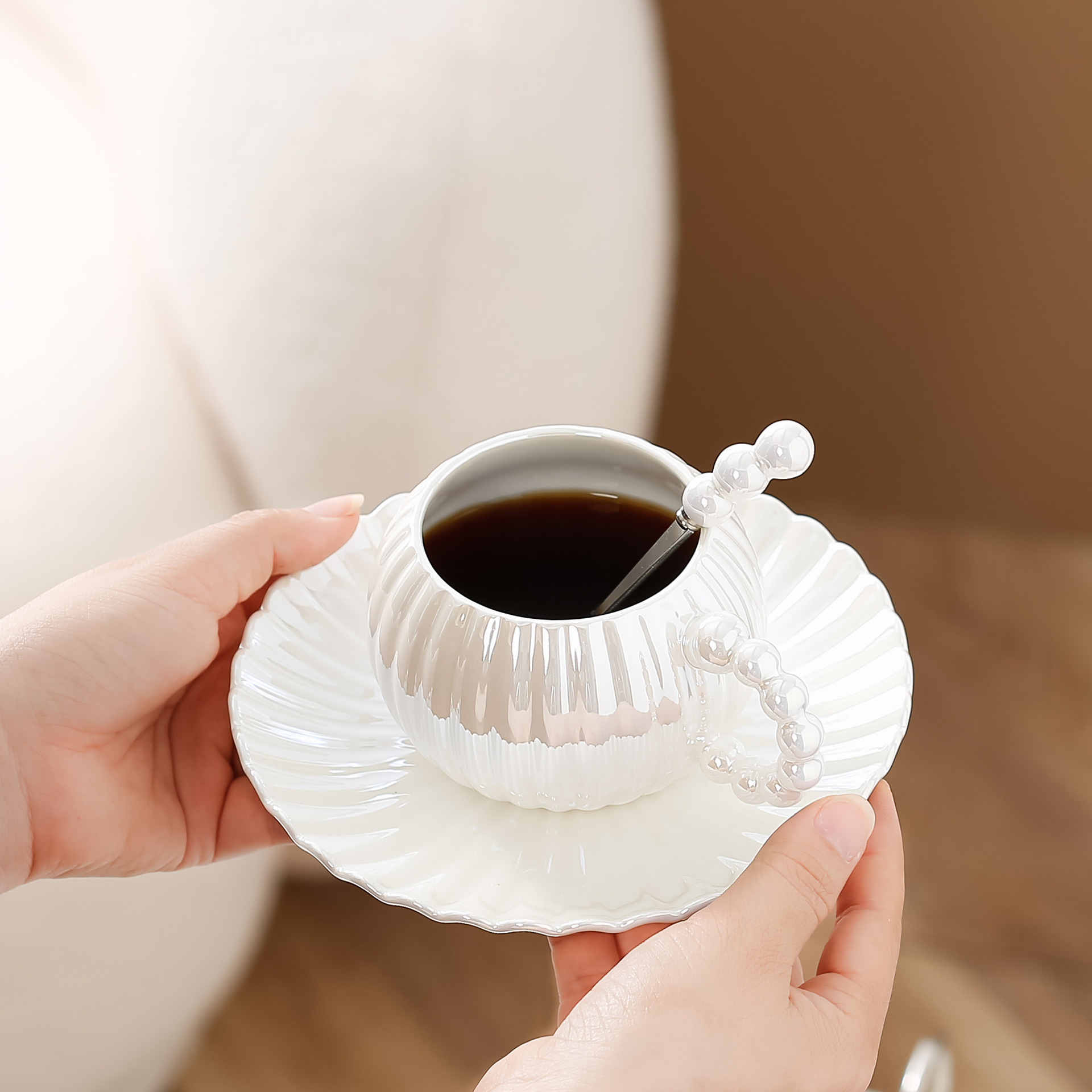 ins轻奢创意咖啡杯碟珍珠釉陶瓷杯子情侣高颜值马克杯下午茶杯碟详情8