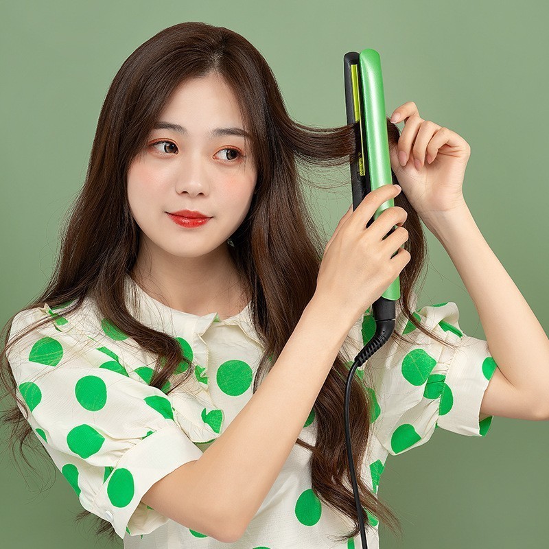 跨境液晶显示屏直发夹板调温多功能卷发棒直卷两用护发直发电夹板详情11