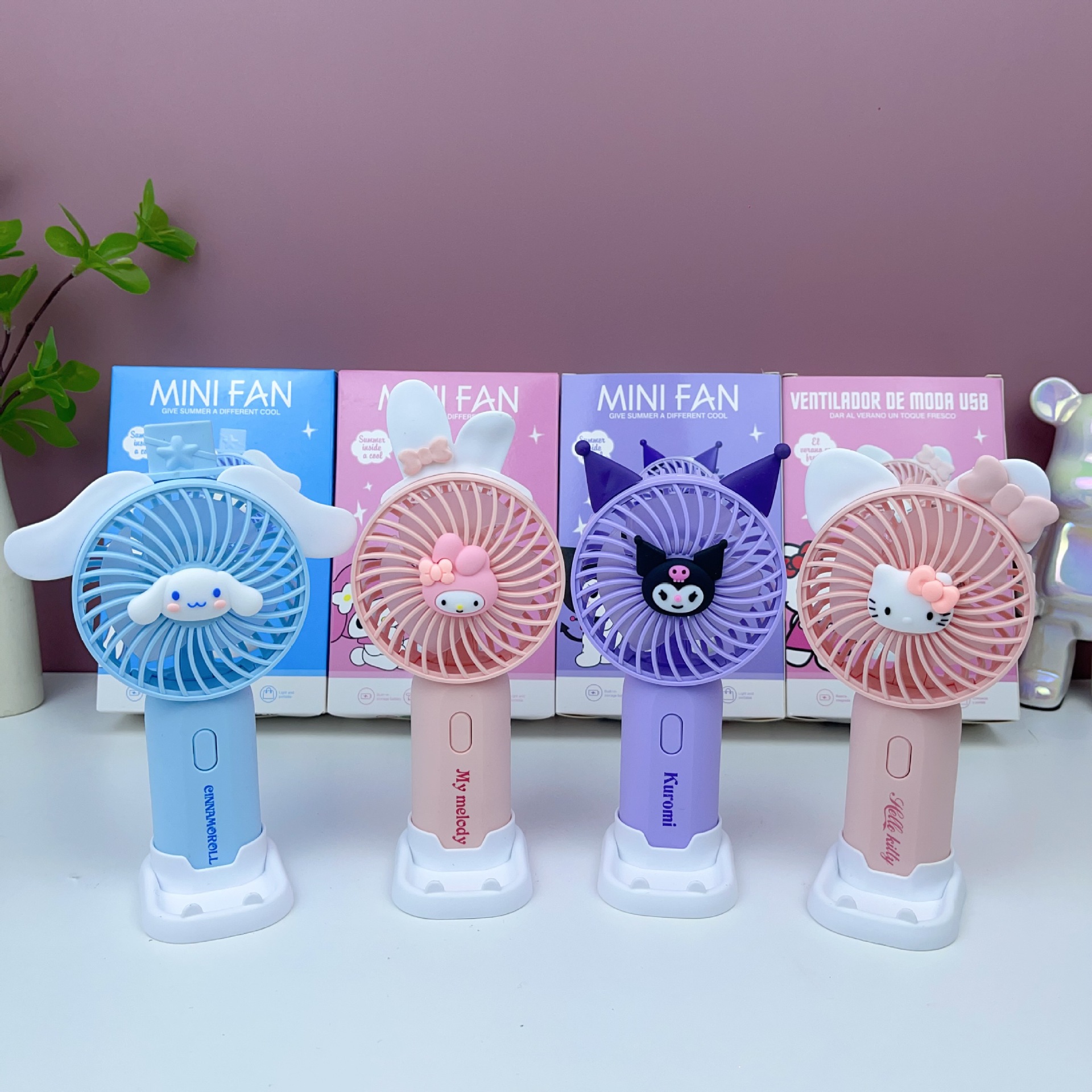 外贸卡通三丽鸥便携迷你小风扇 库洛米USB手持风扇儿童学生桌面扇详情6