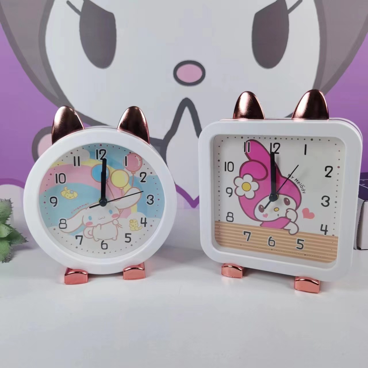 跨境新款创意卡通库洛米三丽鸥卡通闹钟学生卧室超静音懒人台钟详情6
