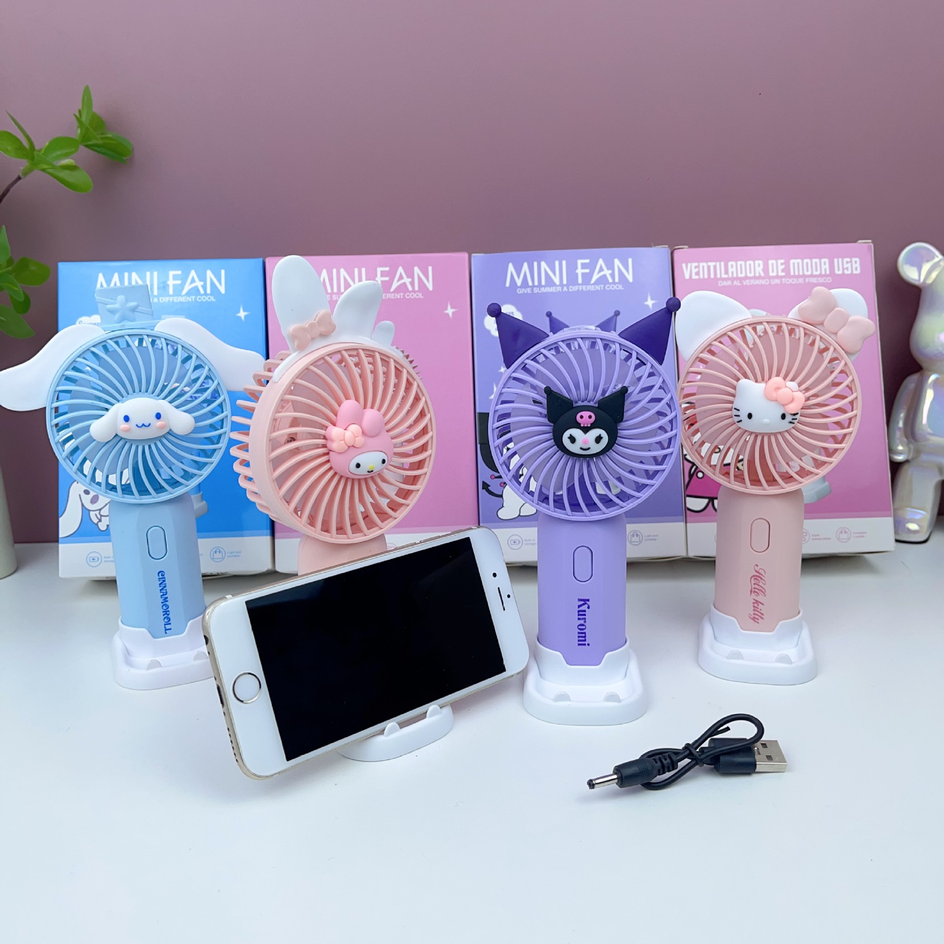 外贸卡通三丽鸥便携迷你小风扇 库洛米USB手持风扇儿童学生桌面扇详情3