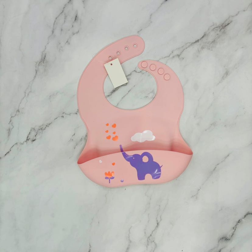 宝宝围兜防水硅胶儿童吃饭口水袋婴儿饭兜详情5