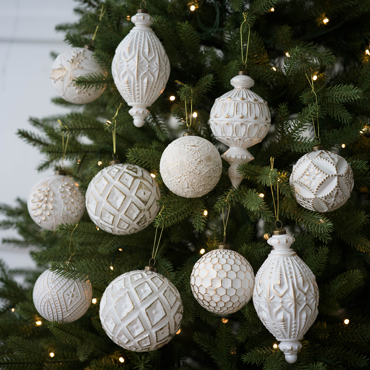 恒利圣诞塑料异形挂件哑光复古轻奢雪花圣诞树挂饰新款白金色圣诞球圣诞树挂件装饰详情8