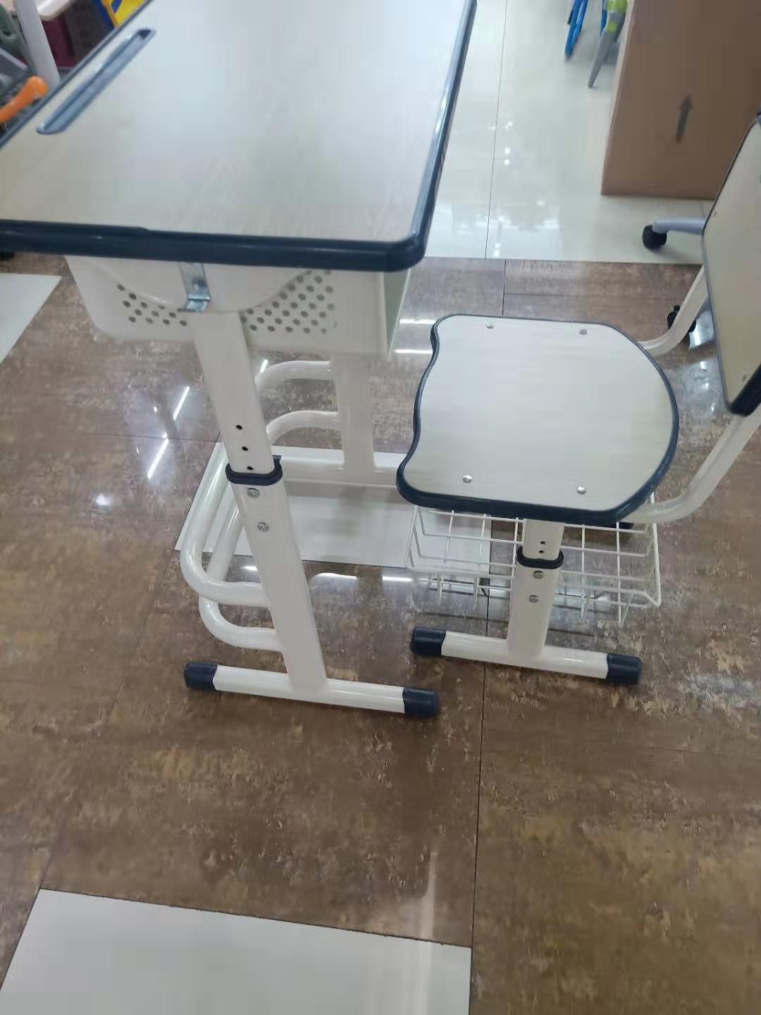 Folding desk, student desk; Desk. Picnic table pic 2