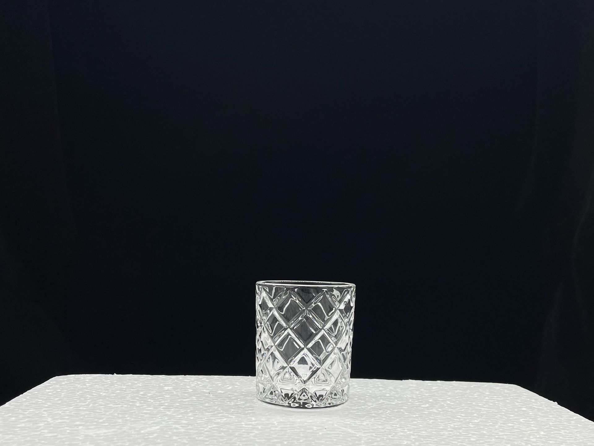Carved white spirit cups, household glass cups, small Western-style wine cups, sets of cups, two bullet cups, one sip cup, spirits cups pic 4