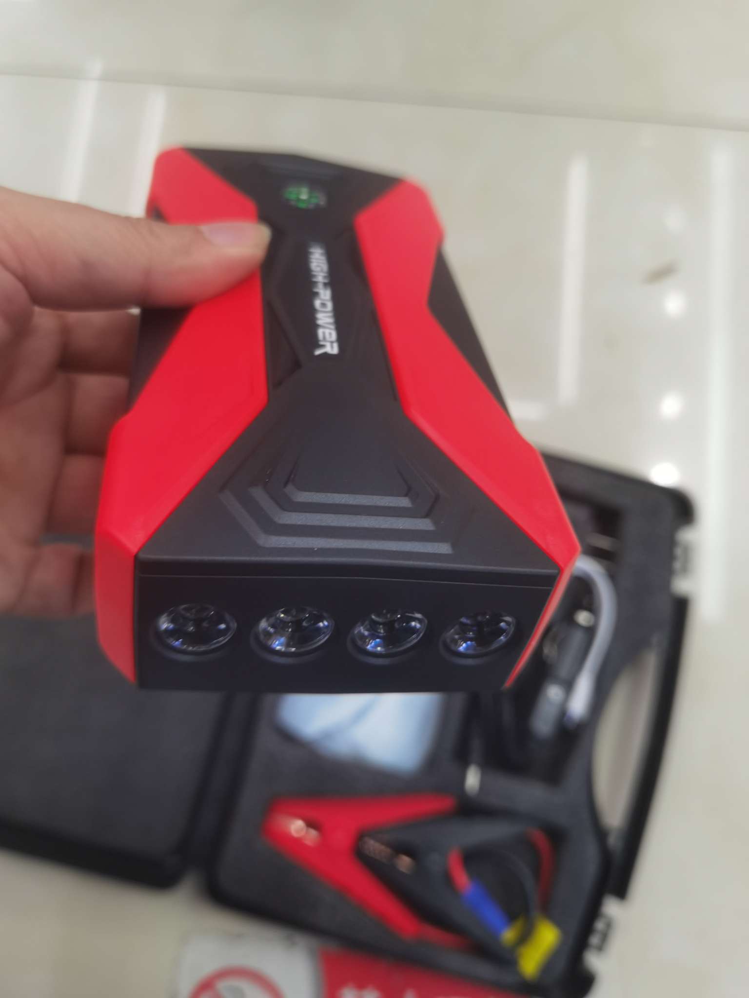 多功能汽车启动器car jump starter详情3