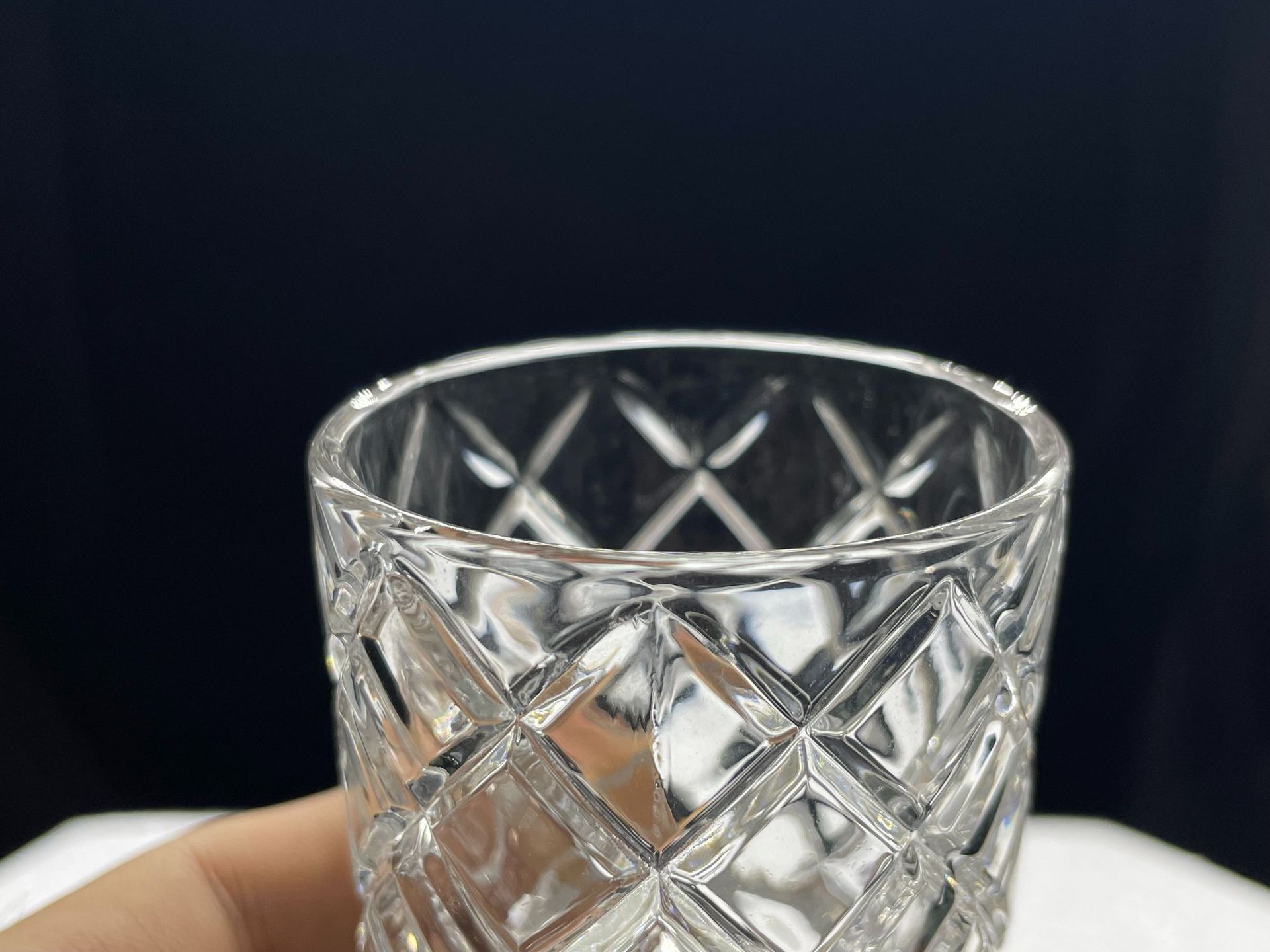 Carved white spirit cups, household glass cups, small Western-style wine cups, sets of cups, two bullet cups, one sip cup, spirits cups pic 8