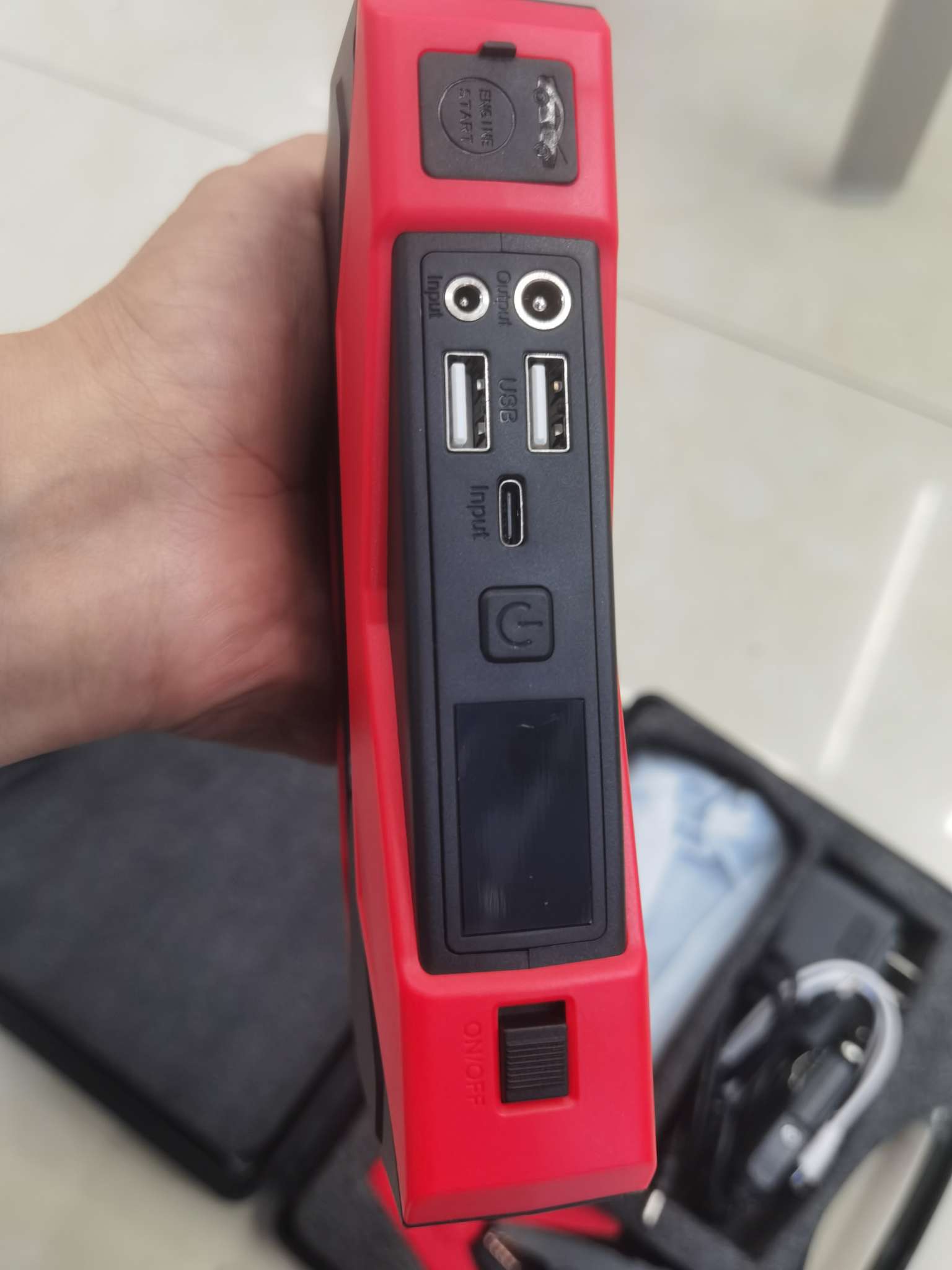 多功能汽车启动器car jump starter详情5