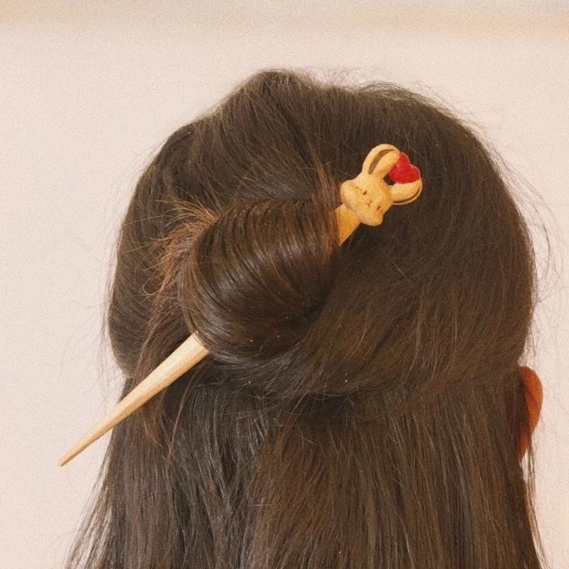 新中式新款发饰个性手工小众设计感生日礼物发钗可爱心小兔发簪详情7