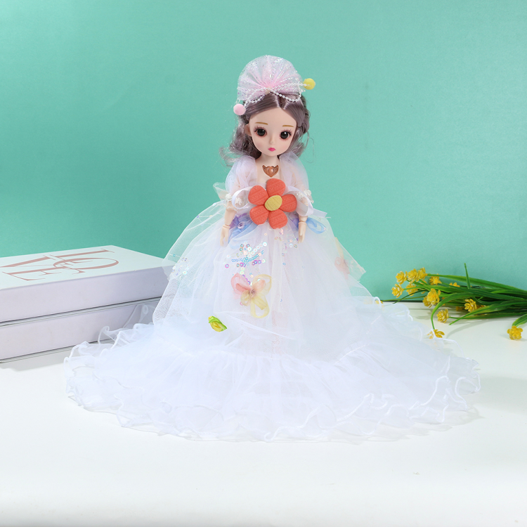 Wholesale of girl dolls, children's toys, girl simulation dresses and princess dolls that can sing and move their hands and feet